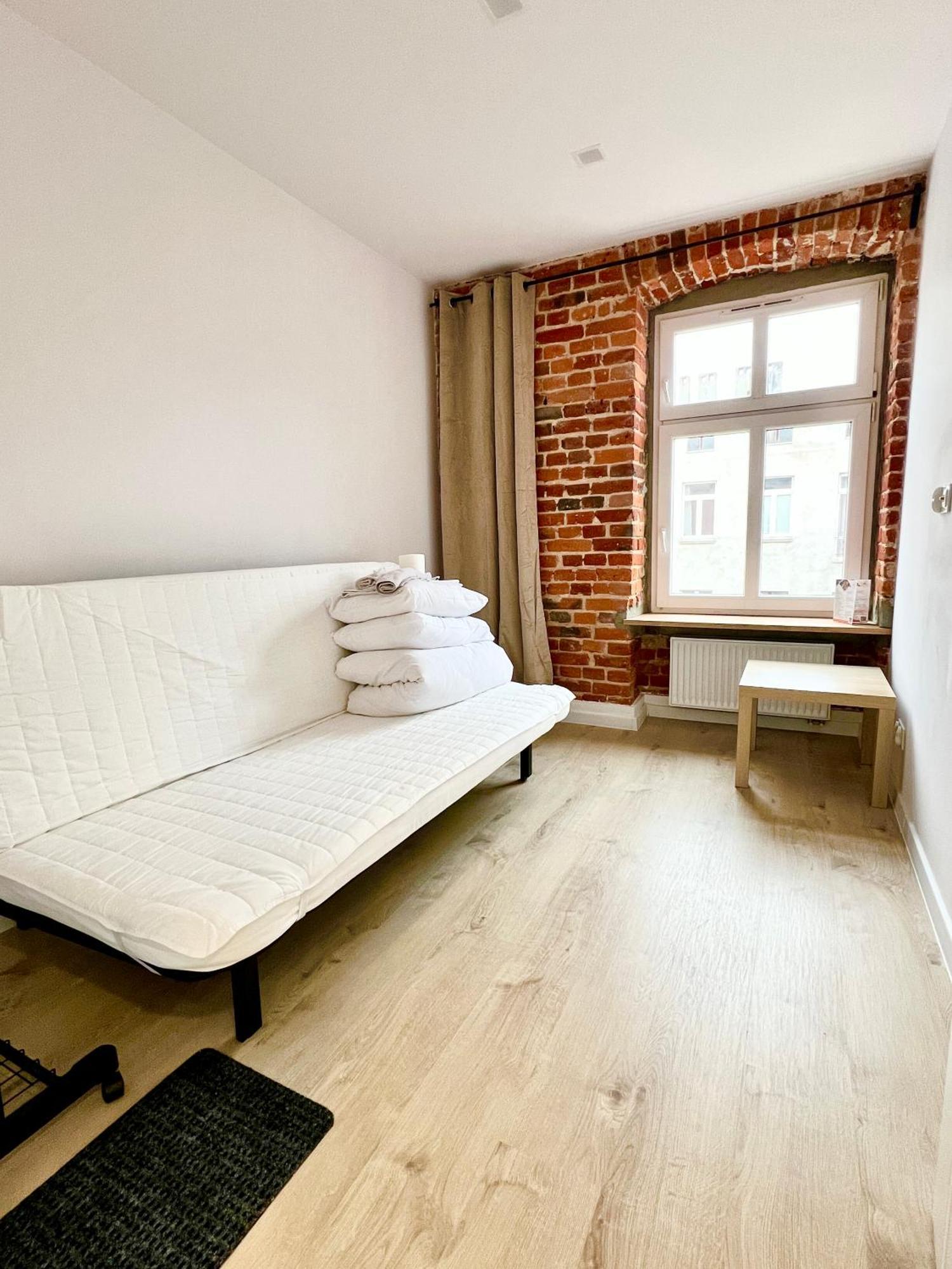 Aparthotel Industrial Rooms Лодзь Экстерьер фото